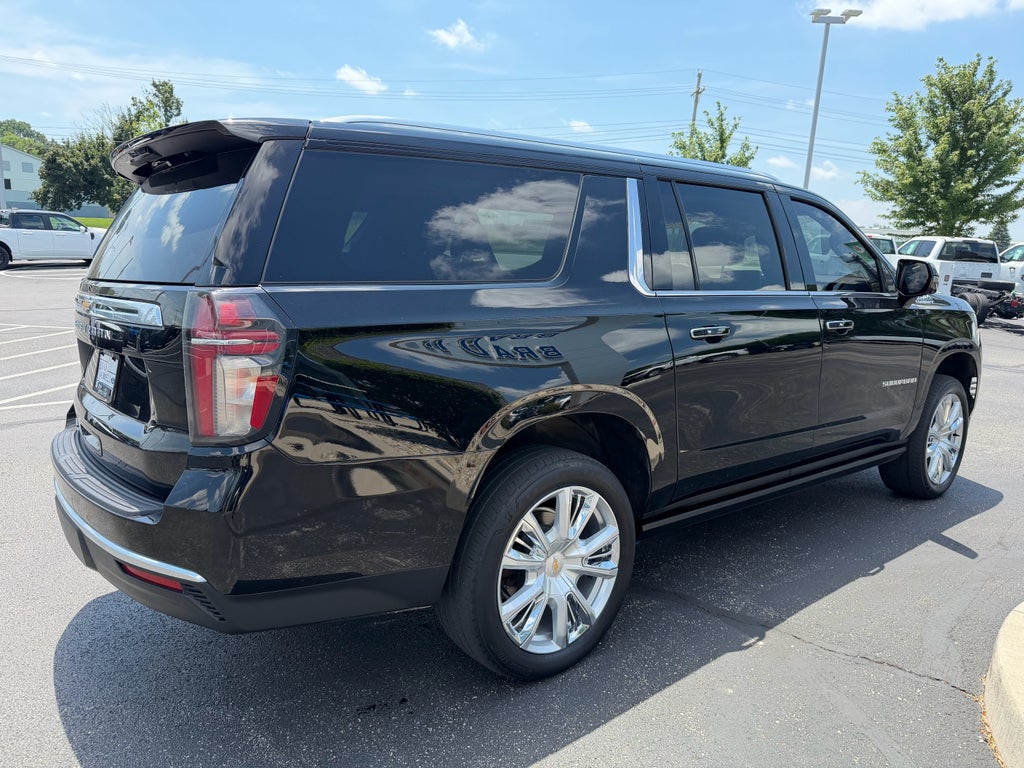 2023 Chevrolet Suburban High Country
