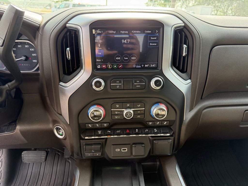 2023 GMC Sierra SLT