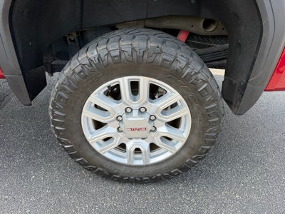 2023 GMC Sierra SLT