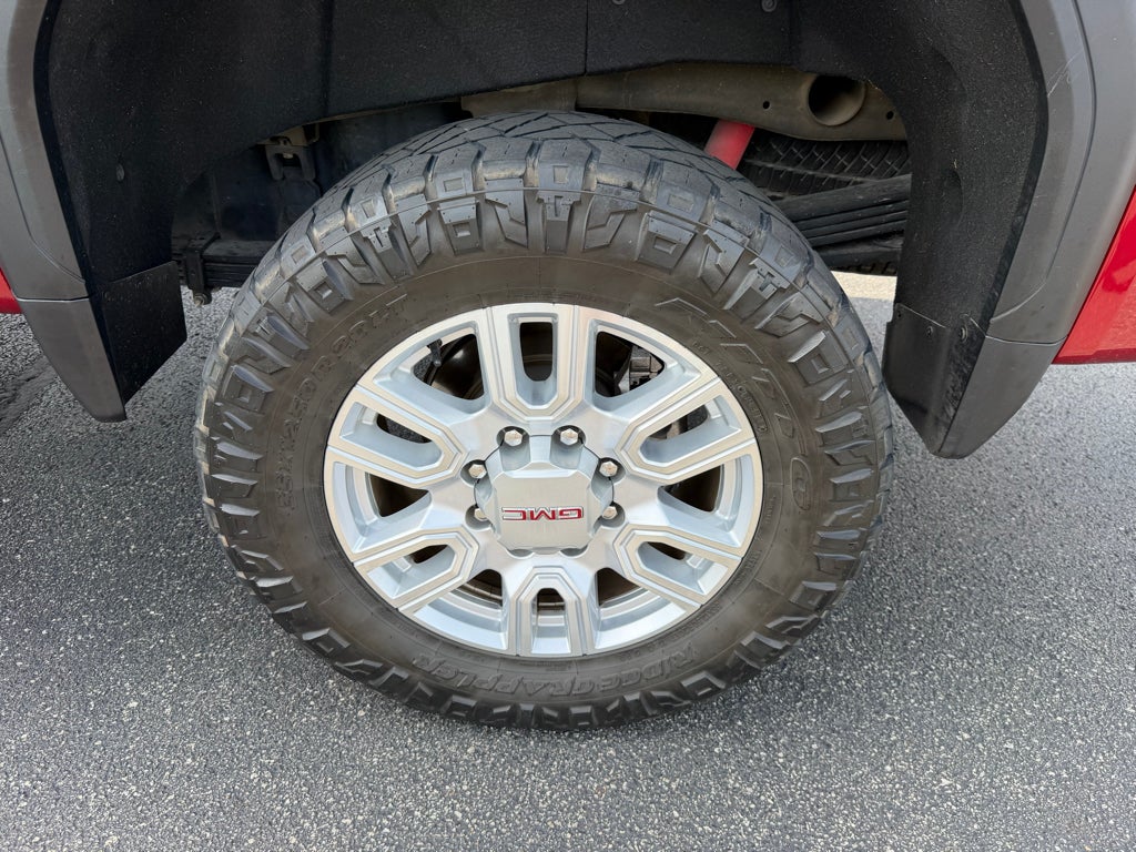 2023 GMC Sierra SLT