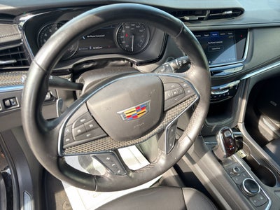 2022 Cadillac XT5 AWD Sport