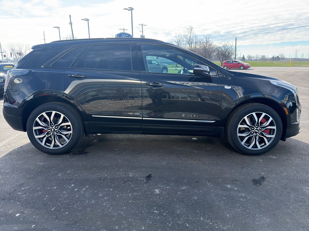2022 Cadillac XT5 AWD Sport