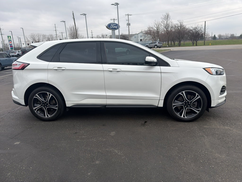 2023 Ford Edge ST