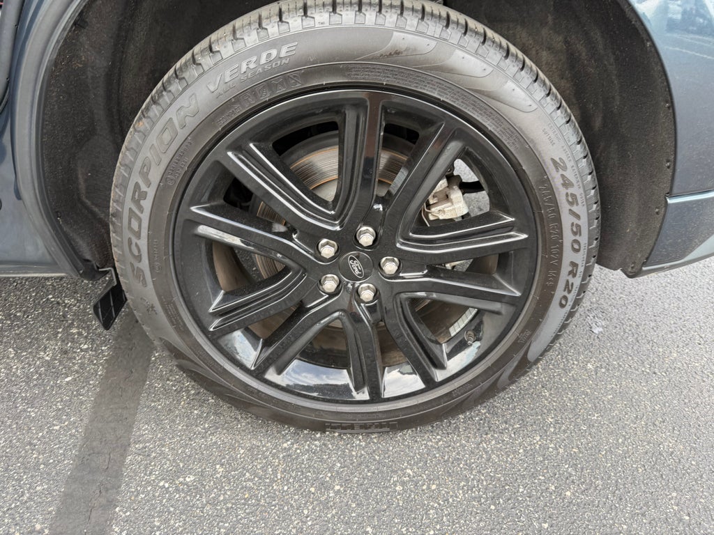 2023 Ford Edge ST-Line