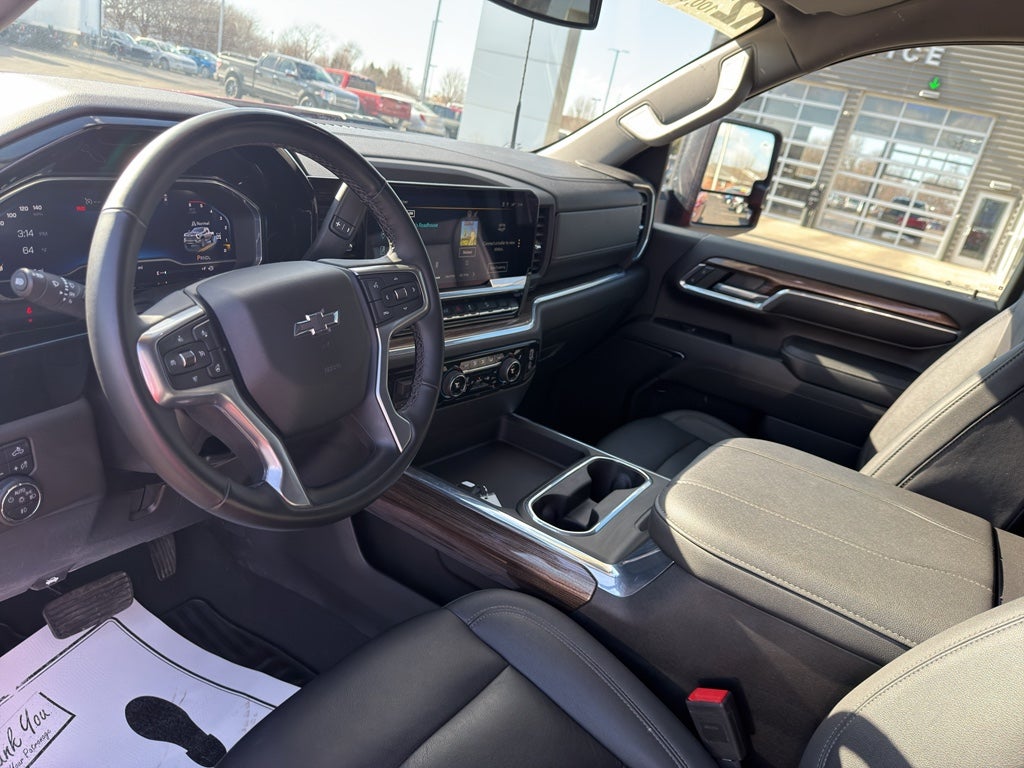 2024 Chevrolet Silverado LT