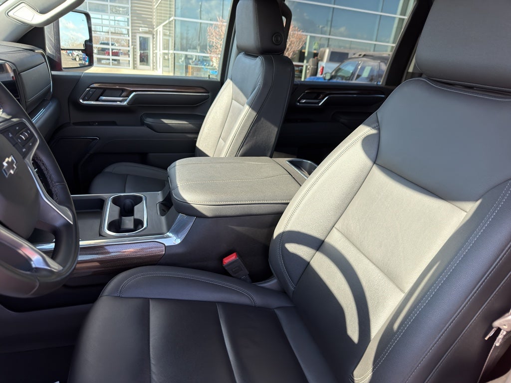 2024 Chevrolet Silverado LT