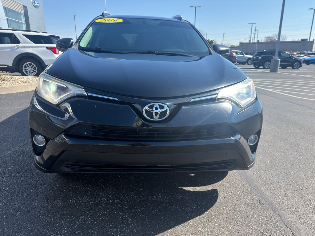 2016 Toyota RAV4 LE