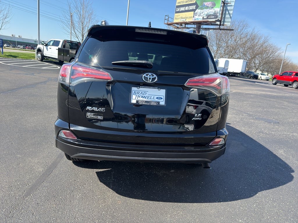 2016 Toyota RAV4 LE
