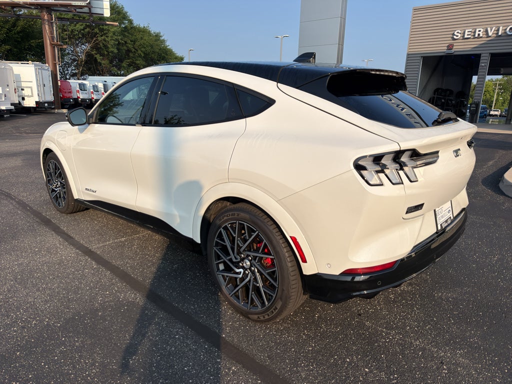 2022 Ford Mustang Mach-E GT