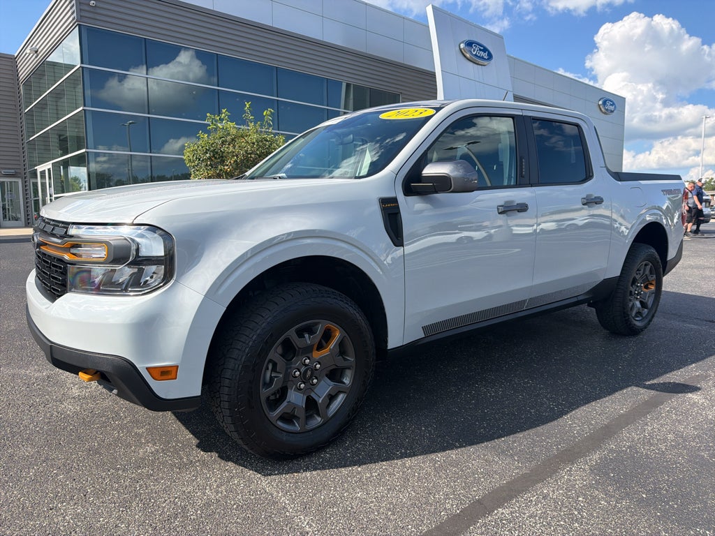 2023 Ford Maverick LARIAT Advanced
