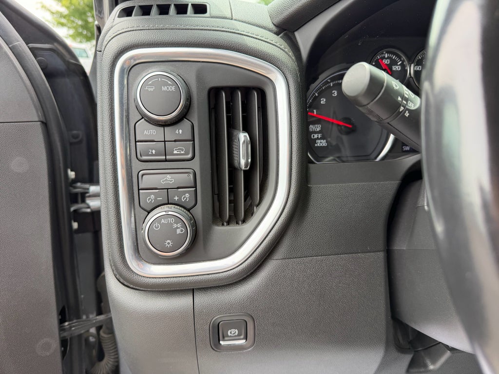2021 Chevrolet Silverado LT