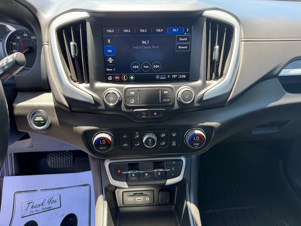 2022 GMC Terrain SLT