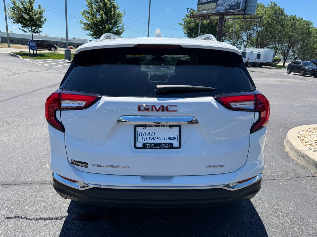 2022 GMC Terrain SLT