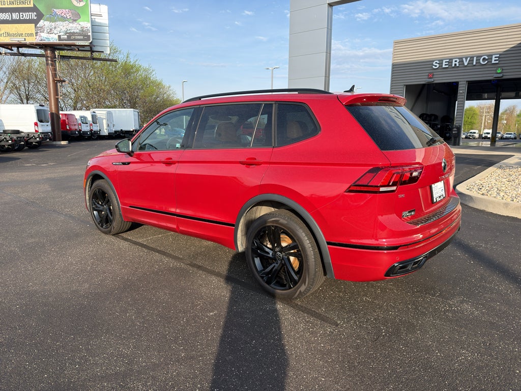 2024 Volkswagen Tiguan SE R-Line Black
