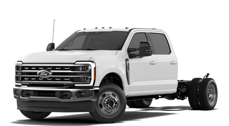 2027 Ford Chassis Cab F-350® LARIAT®