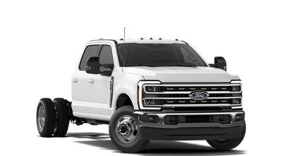 2027 Ford Chassis Cab F-350® LARIAT®